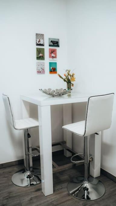 Lieblingsapartment No.10 Mit 2 Schlafzimmern Und Eigener Terrasse Rostock Eksteriør billede